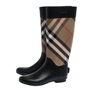 Burberry Women's Clemence Signature Check Fall Rain Boots Size 35